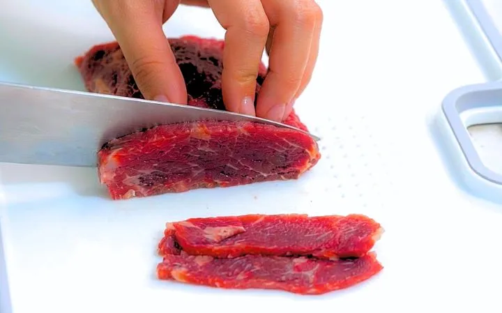 Bước 1: Sơ chế nguyên liệu