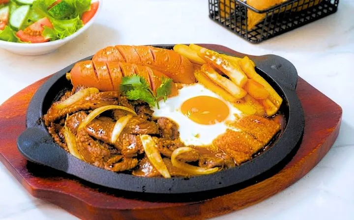 Bước 4: Trình bày và thưởng thức