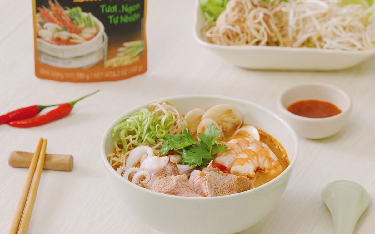 Bước 3a: Nấu Bún Thái