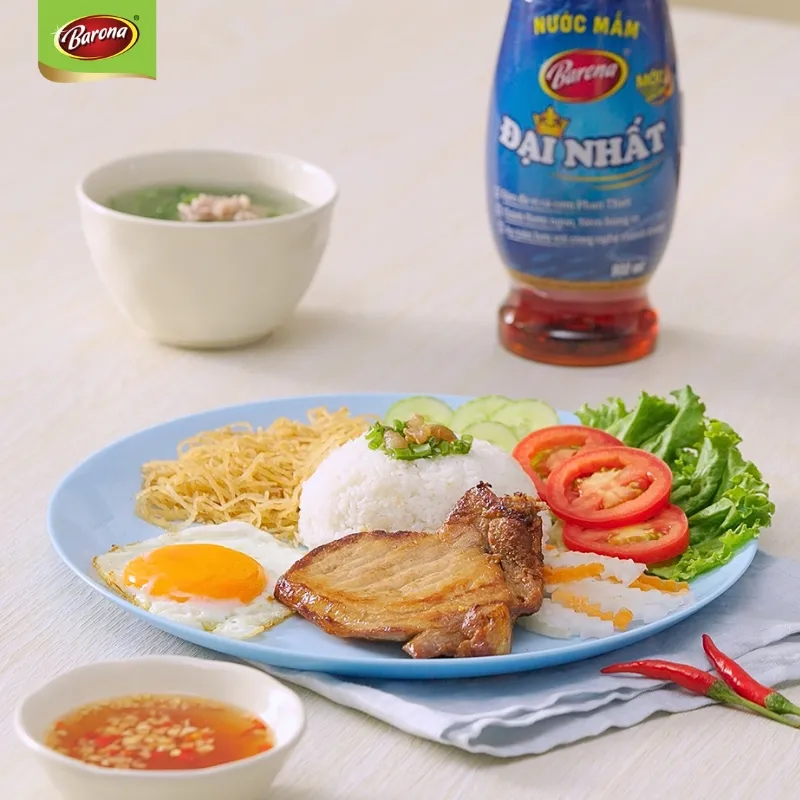 CƠM TẤM SƯỜN NƯỚNG TRỨNG LÒNG ĐÀO