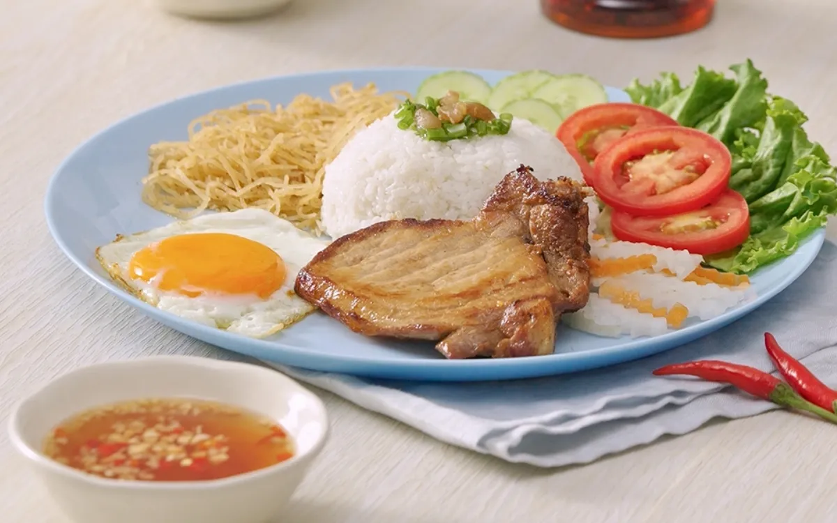 Bước 6: Trình bày và thưởng thức
