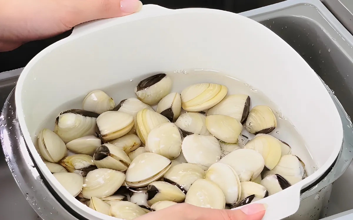 Bước 1: Sơ chế nguyên liệu