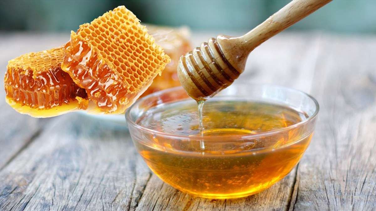 Sử dụng mật ong thay cho đường và sữa đặc
