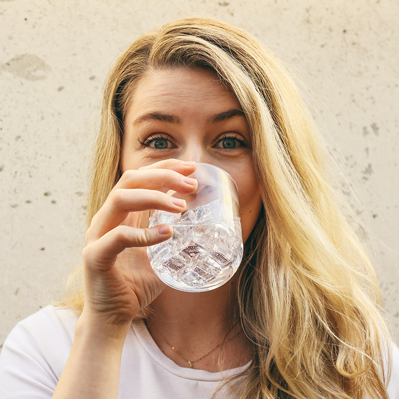 Lưu ngay 7 cách uống nước đúng cách mỗi ngày cho một sức khỏe tốt
